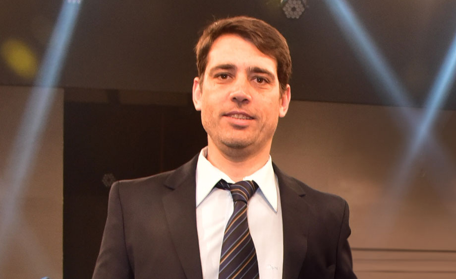 Dr. Ariel de los Santos